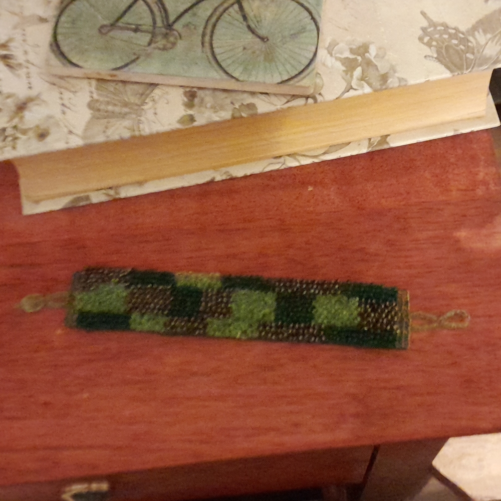 Stunning Vintage Handmade Beaded Bracelet - Picture 4 of 4